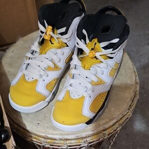 Nike Kids Yellow White and Black High-Top Sneakers
